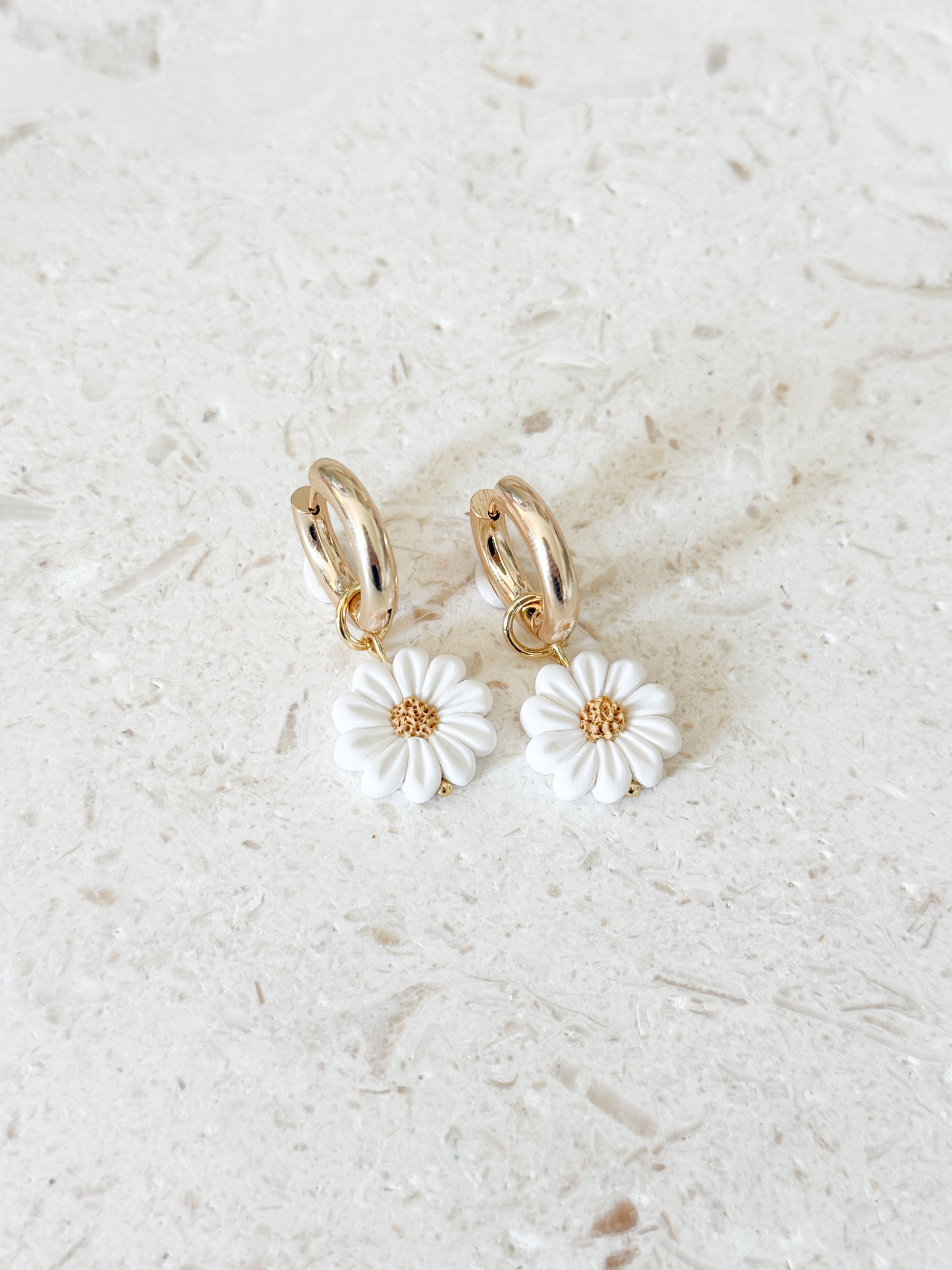 Retro Daisy Charms