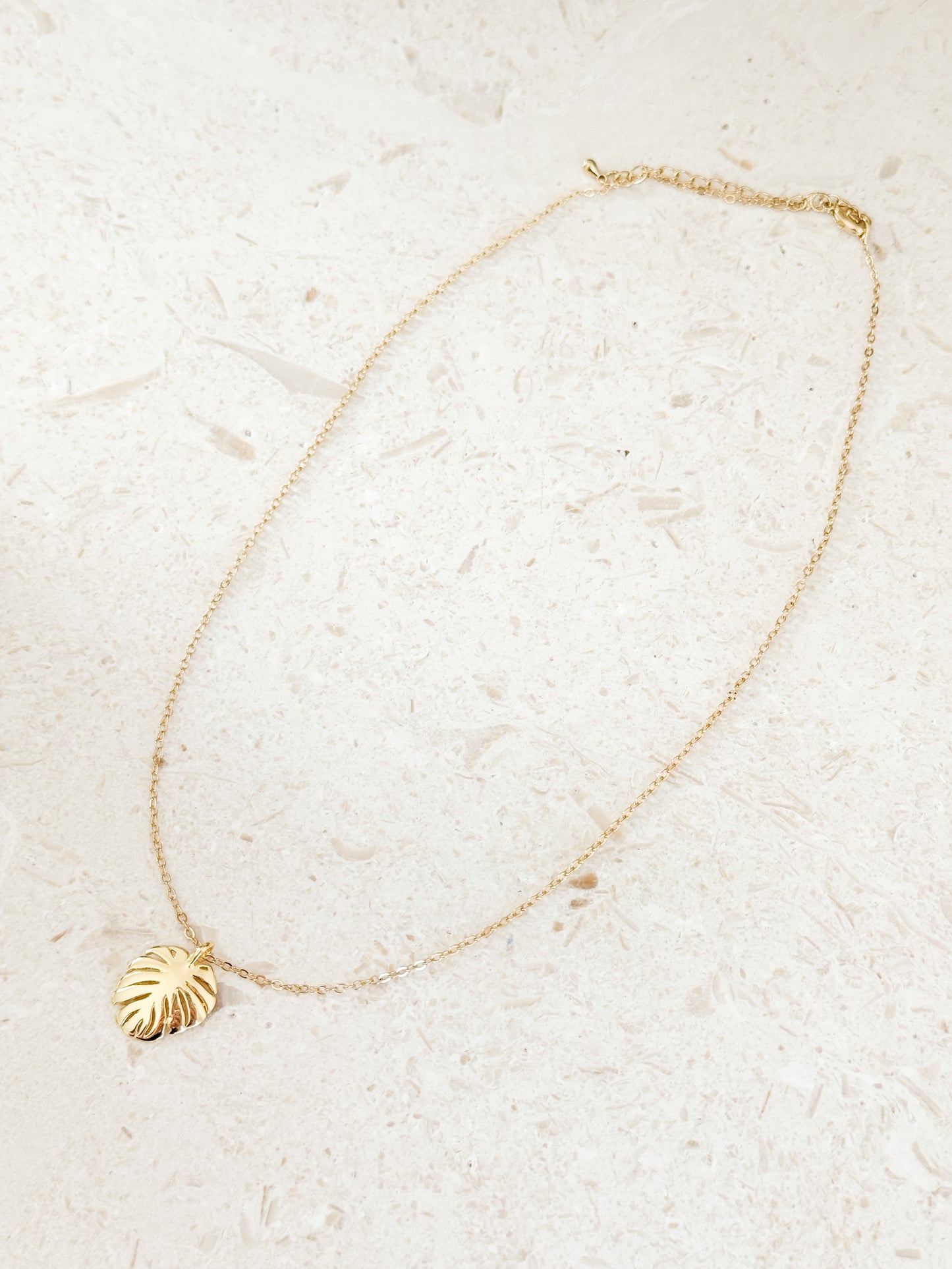 Monstera Necklace