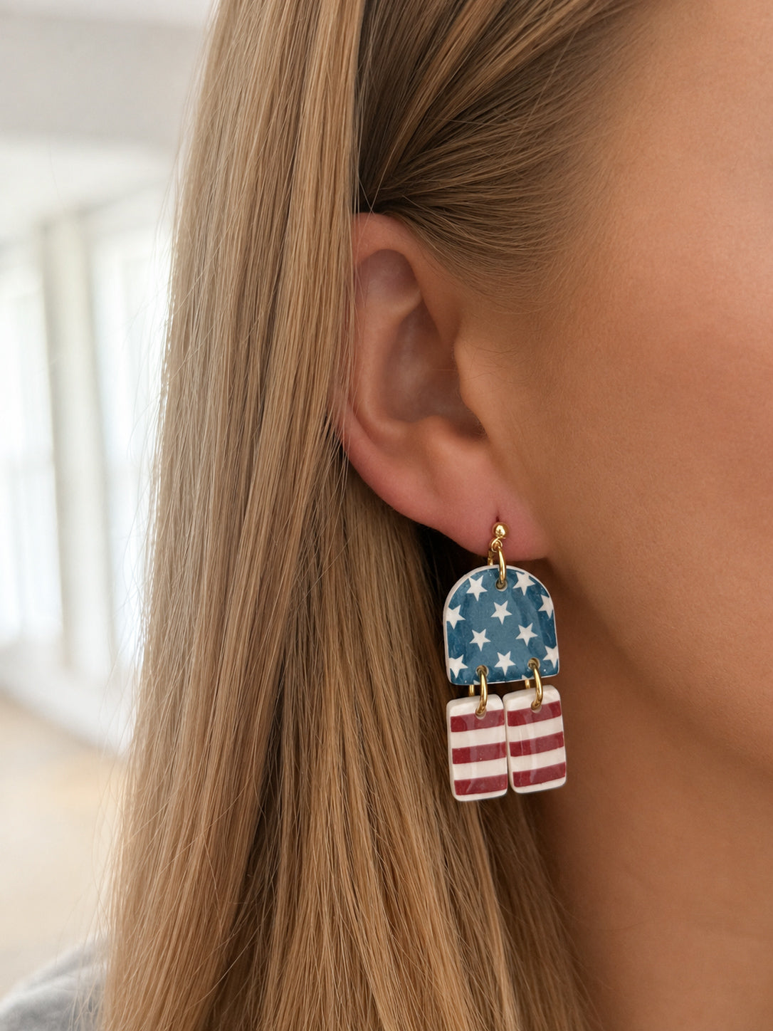 The Americana Dangles