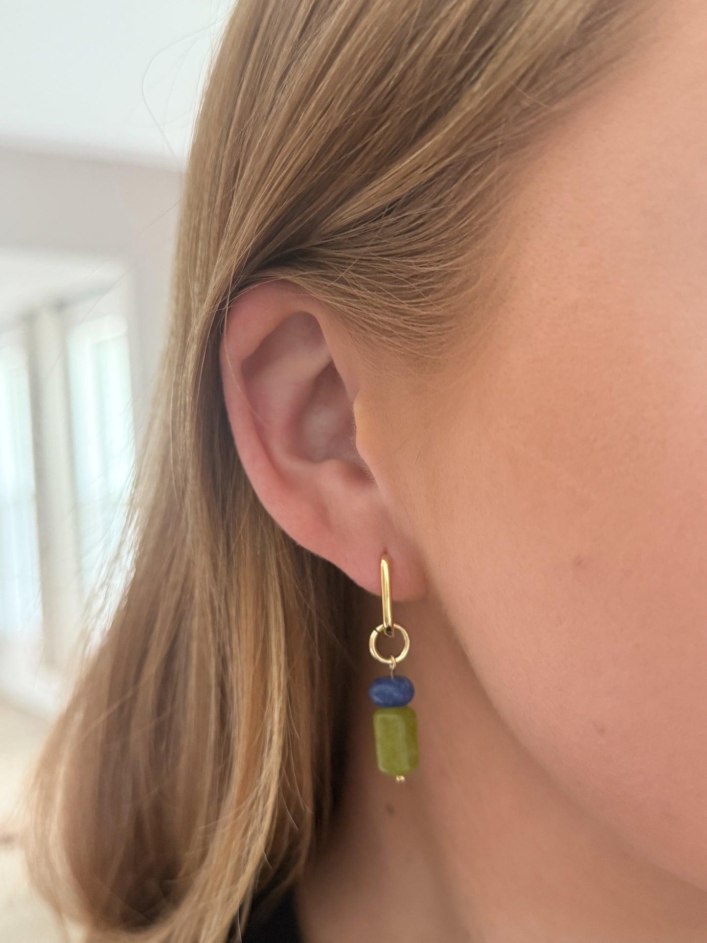 The Cobalt & Chartreuse Element