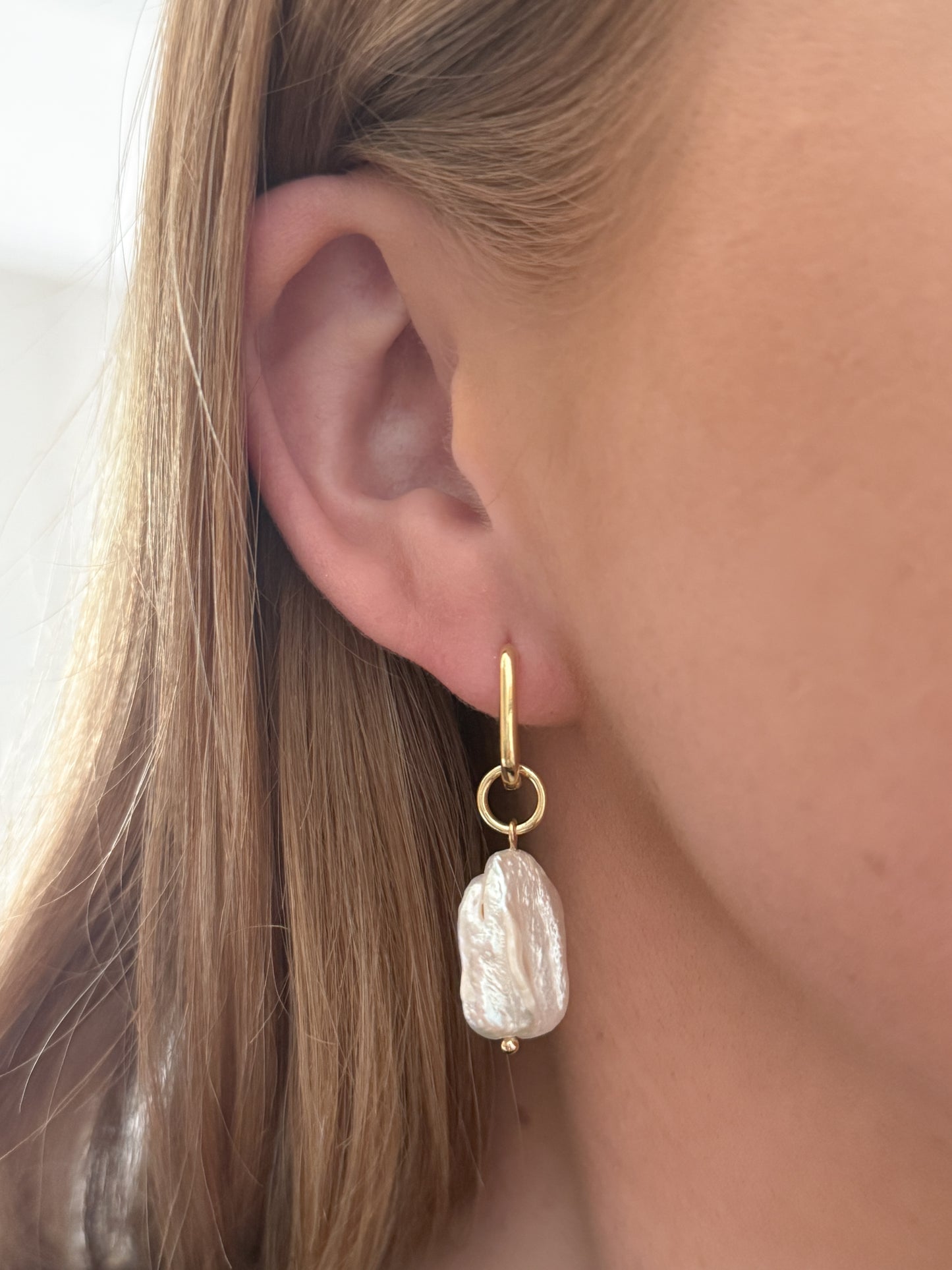 Baroque Pearl Element