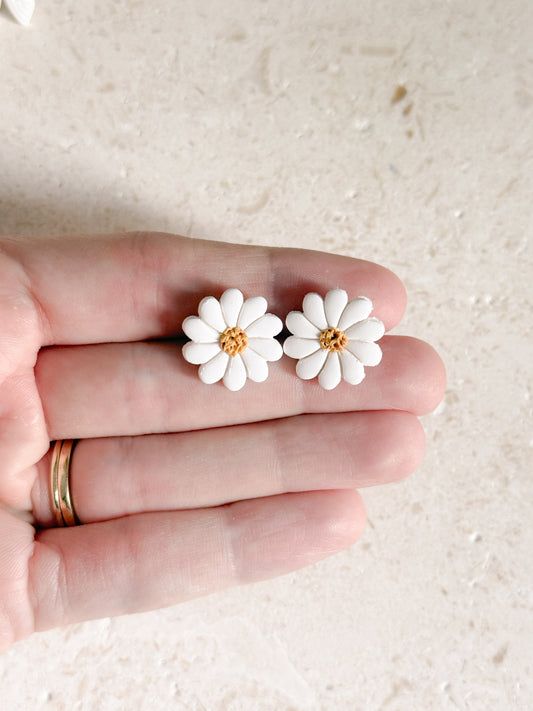 Daisy Studs