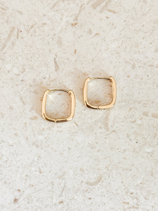 Rounded Square Huggies