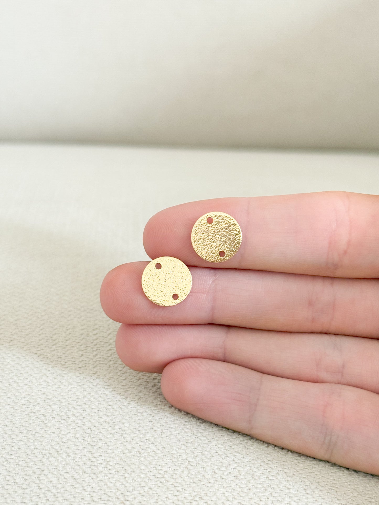 Textured Circle Charm (2 pcs)