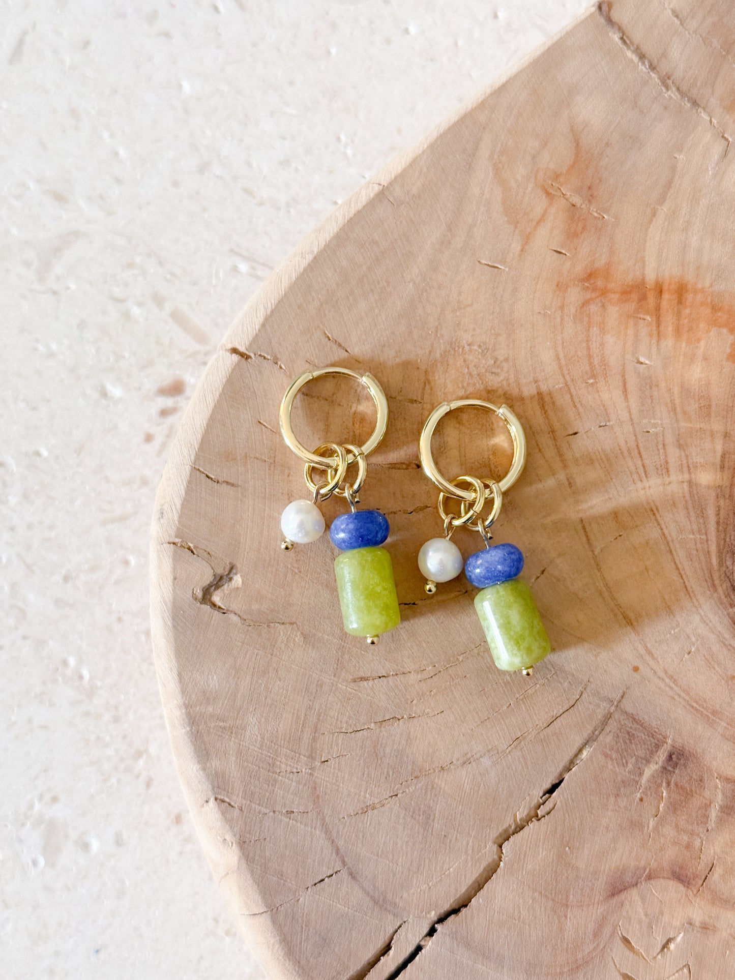 The Cobalt & Chartreuse Element