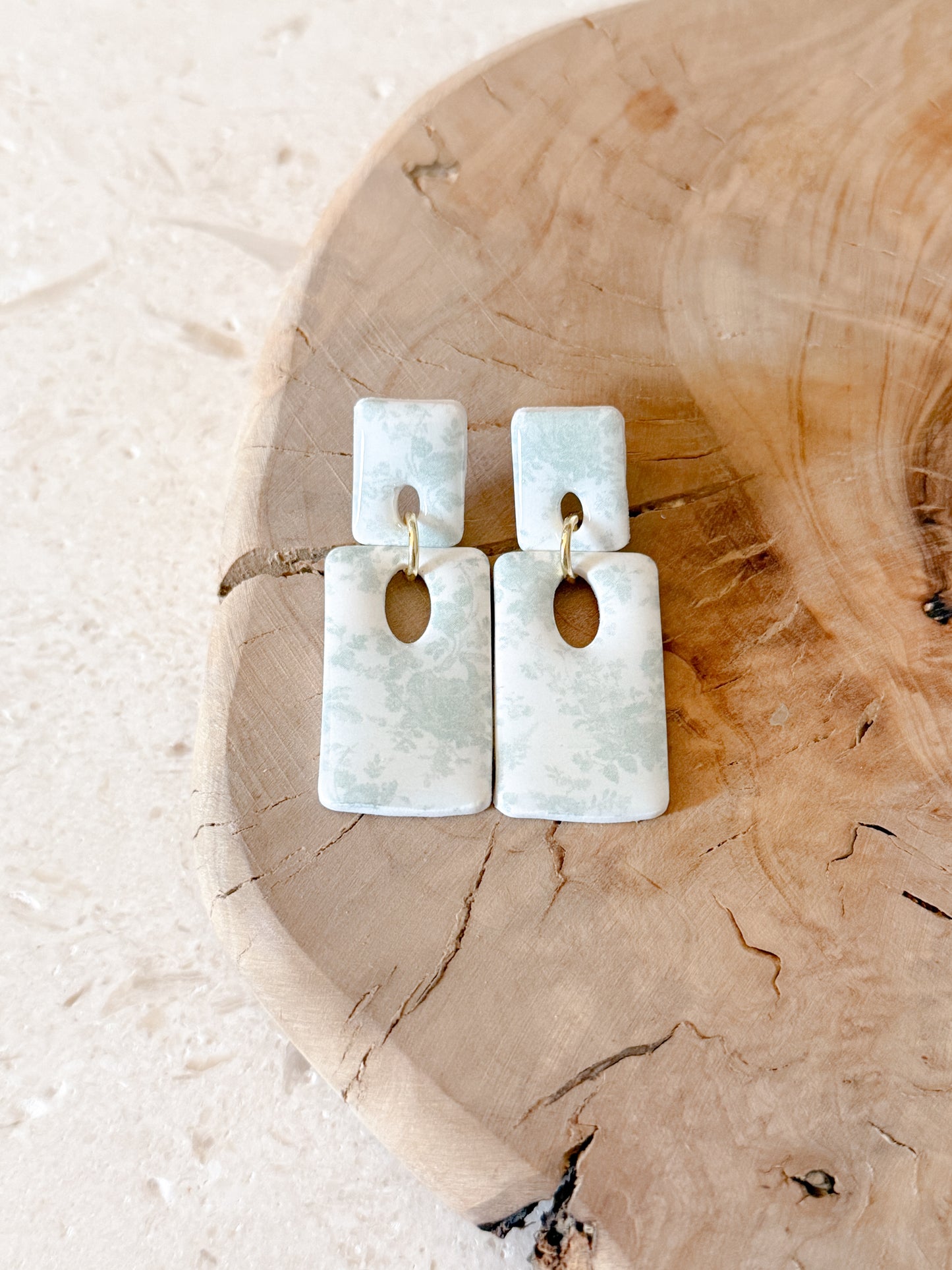 The Jessa Dangles - The Fields of Daisies