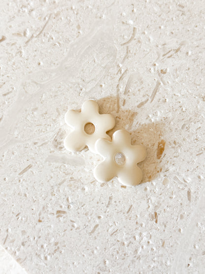 The Abstract Flower Charm