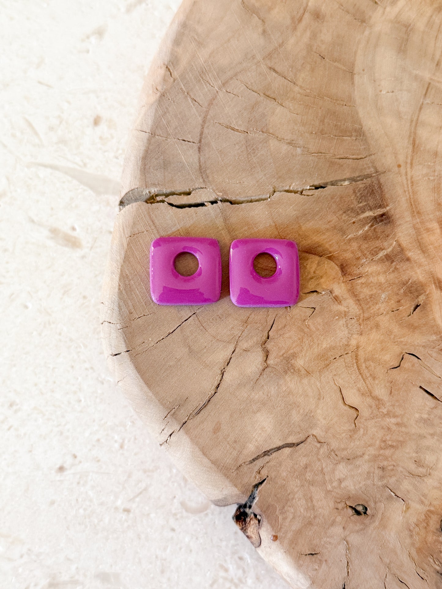 Organic Square Charm