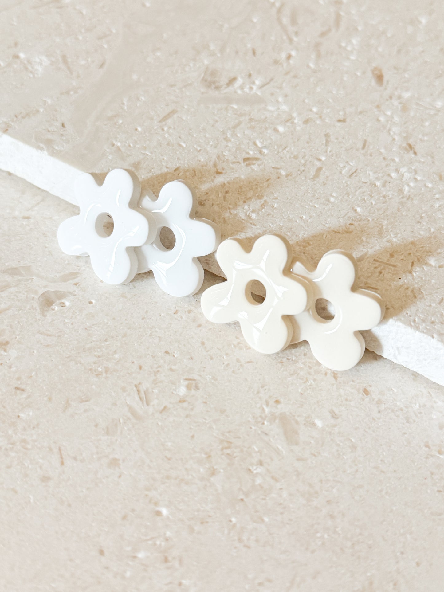 The Abstract Flower Charm