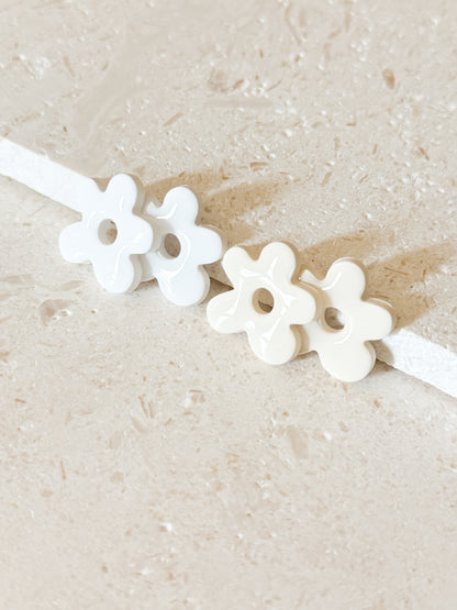 The Abstract Flower Charm