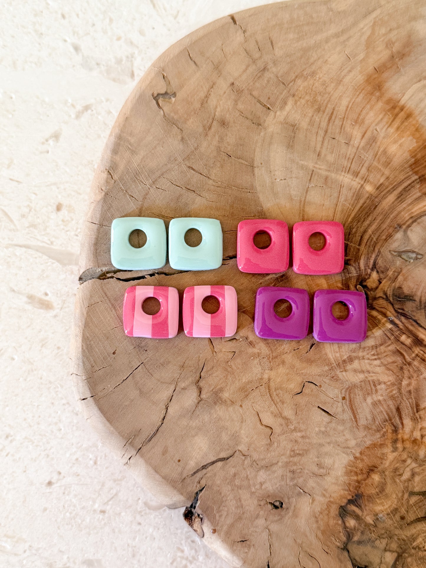 Organic Square Charm