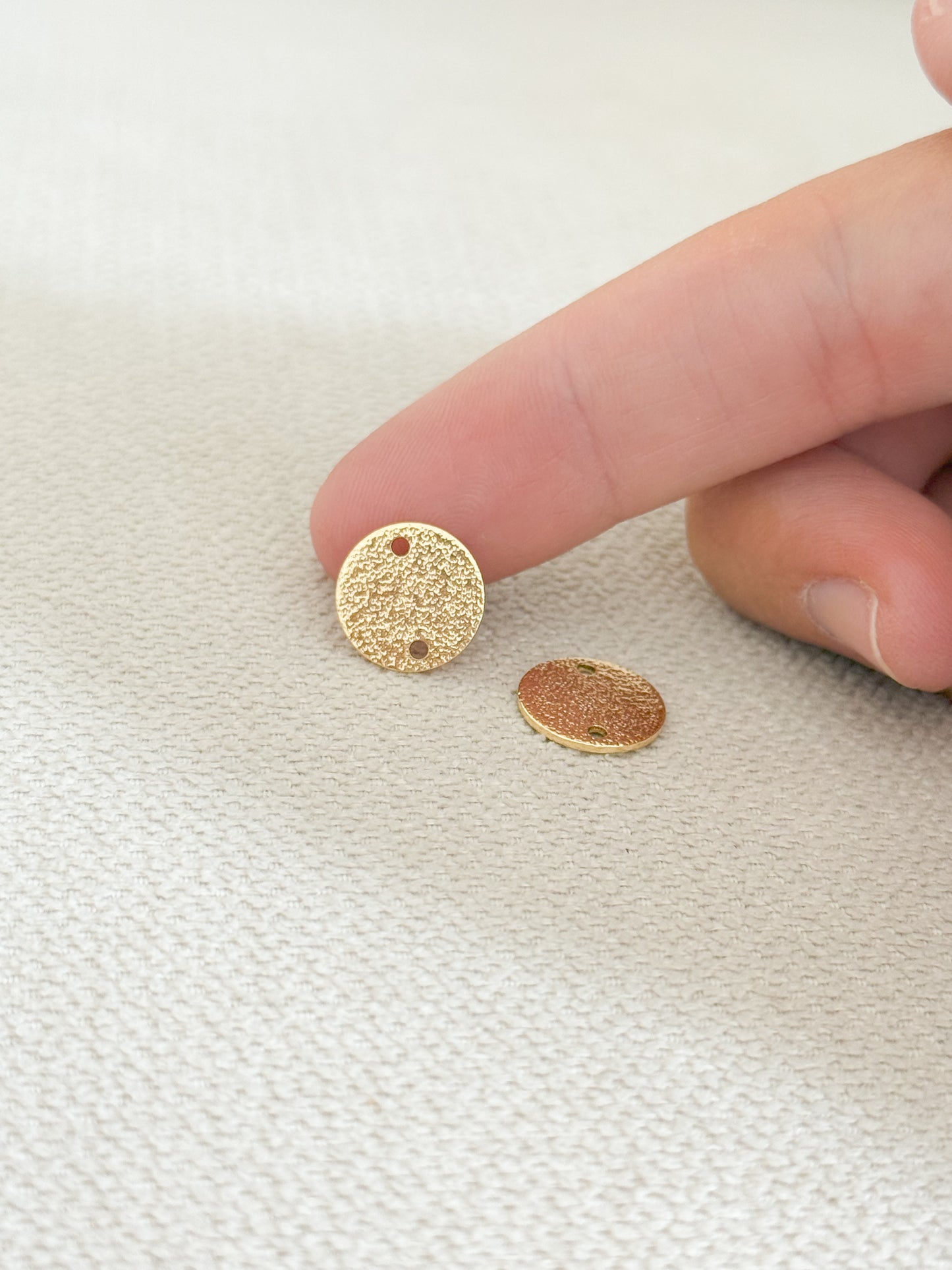 Textured Circle Charm (2 pcs)