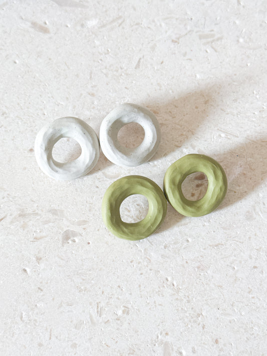 Sculpted Ring Studs