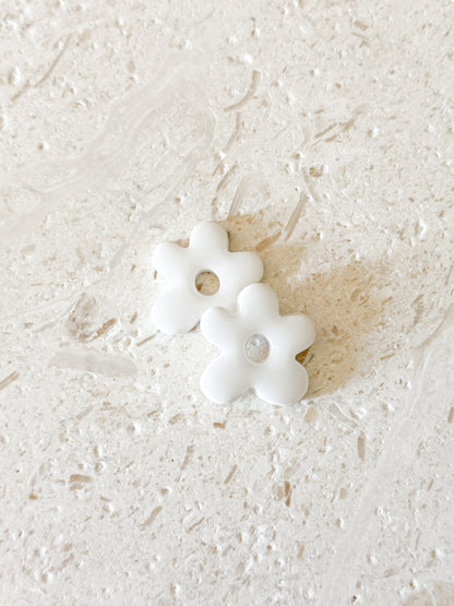 The Abstract Flower Charm