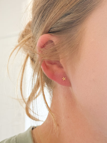 Micro Studs - Flowers