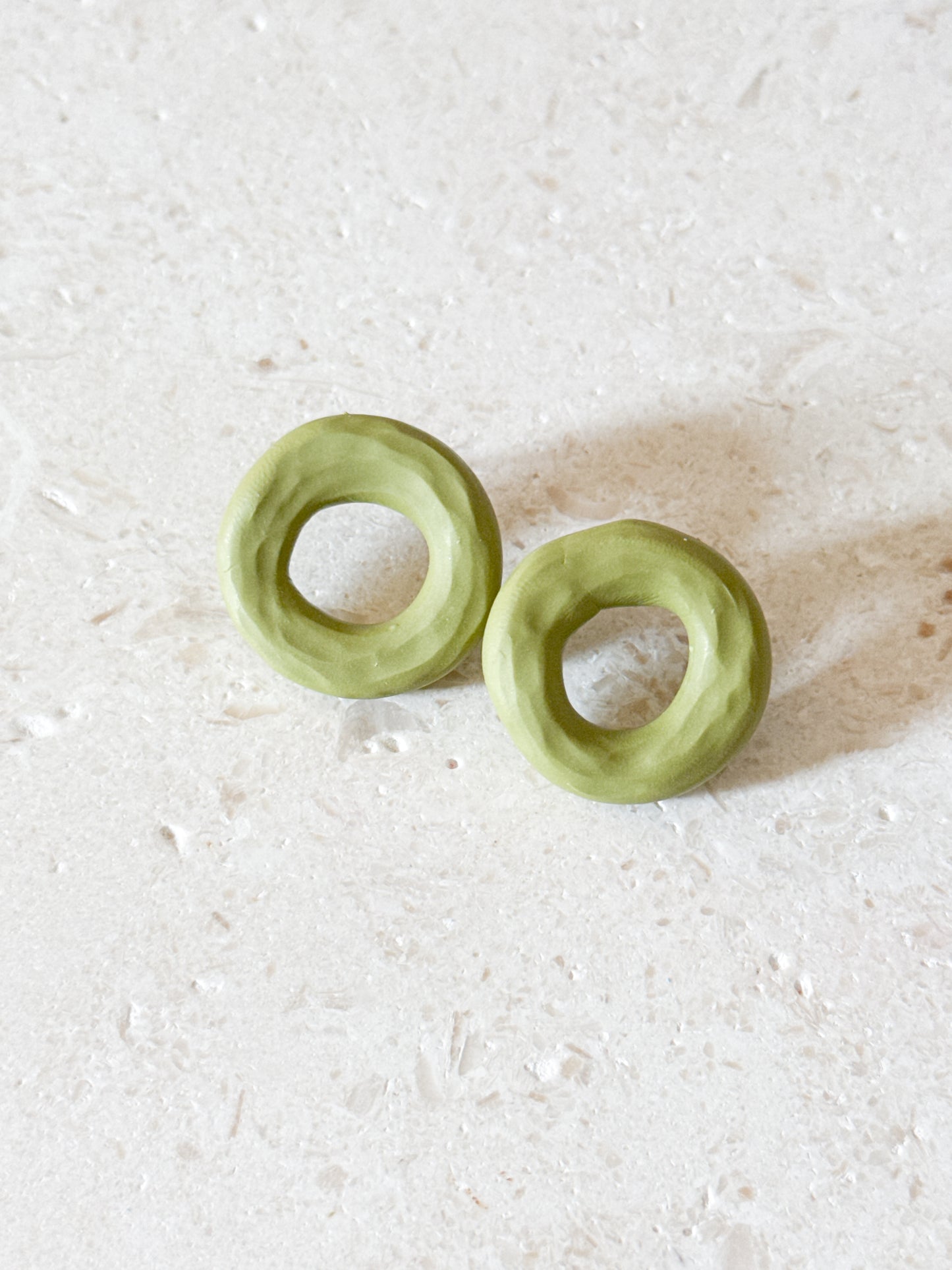 Sculpted Ring Studs