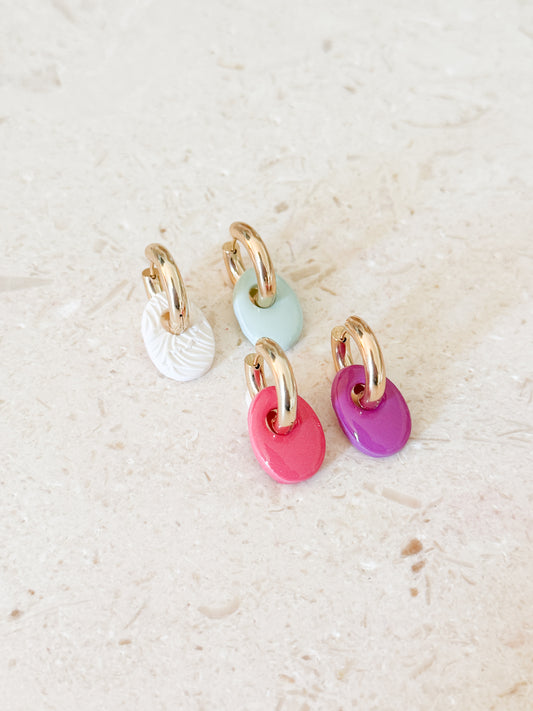 Oblong Charm