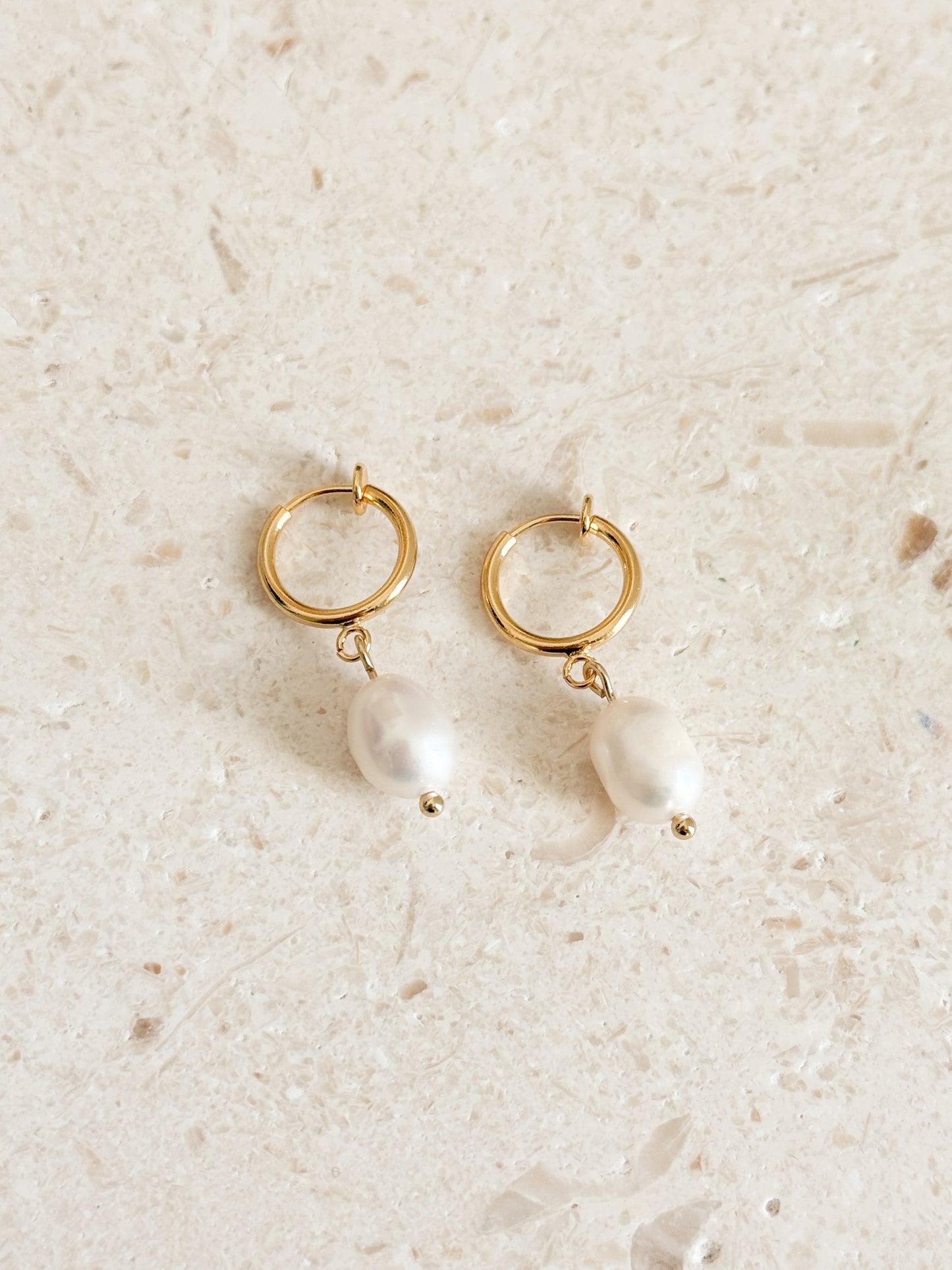 Clip On - Pearl Huggies